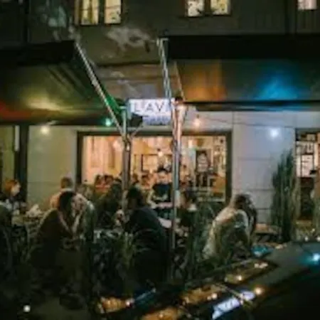 Elegant And Cozy In The Amazing Part Of Downtown アパート *