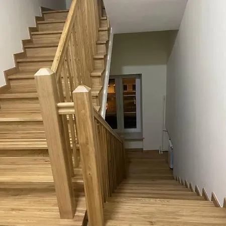 Elegant And Cozy In The Amazing Part Of Downtown