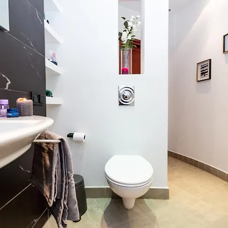 Poznanska 11 - B By Homeprime Warszawa